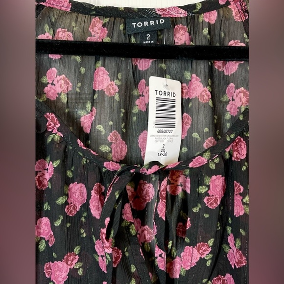 NWT TORRID Women's Plus Size Crinkle Chiffon Tie Front‎ Long Sleeve Top Size 2X - Picture 6 of 10